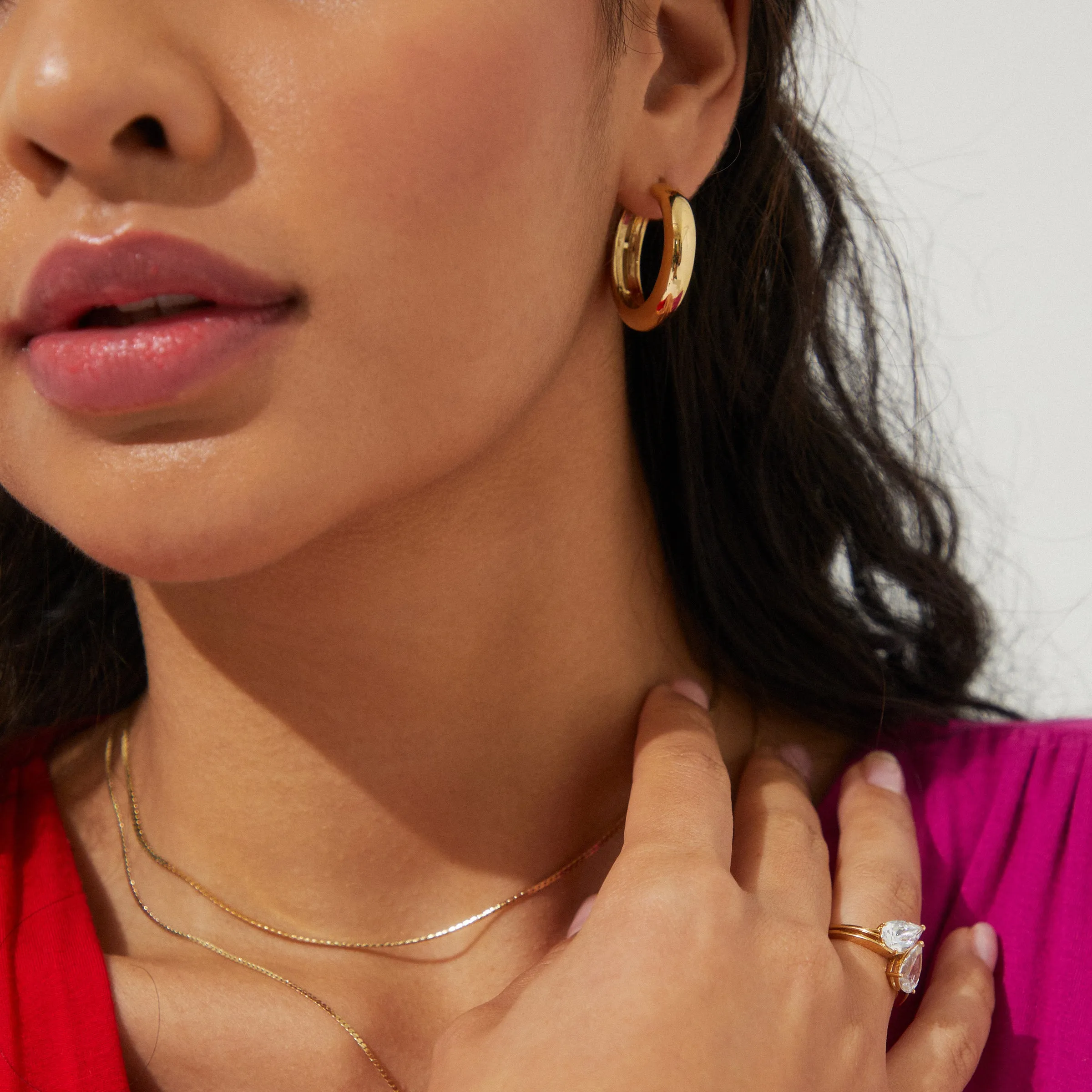 BRUNCH MEDIUM BOLD HOOP EARRINGS