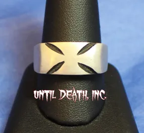 Sleek Maltese Cross Ring in STERLING SILVER-UDINC0015