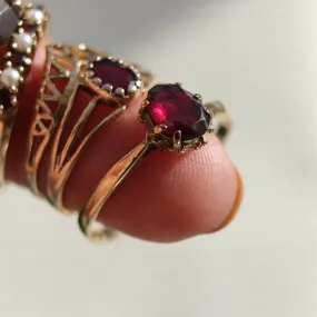 Vintage | Ebba Garnet Ring